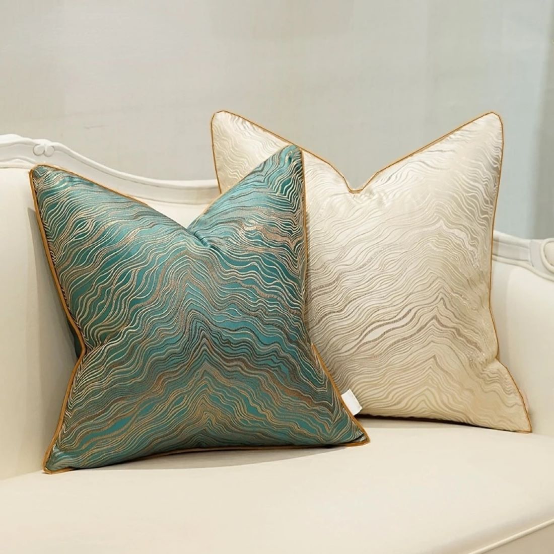 Luxury African Jacquard Cushion Cover for Home Decor